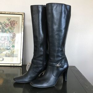 Anne Klein heeled leather square toe boots